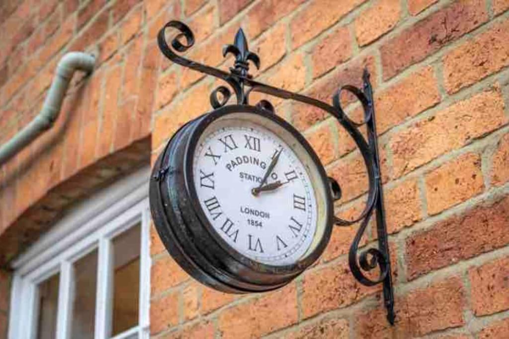 Choristers Mews: Luxury Cottage A Stones Throw From The Cathedral! Линкълн Екстериор снимка