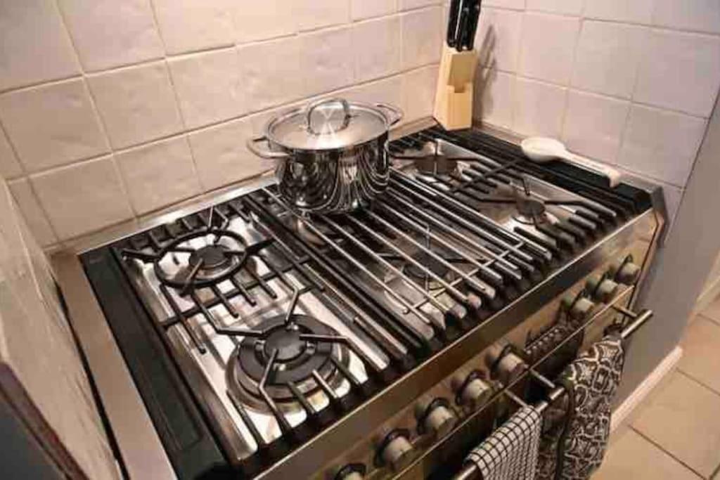 Choristers Mews: Luxury Cottage A Stones Throw From The Cathedral! Линкълн Екстериор снимка